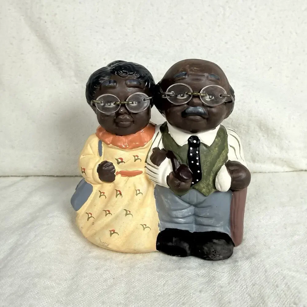 Vintage Ceramic Ebony African American Folk Art Couple Figurine 5" x 5" - Picture 6 of 6